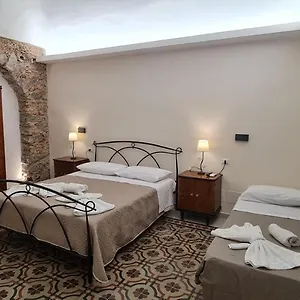 Sikeliafourrooms Pensjonat